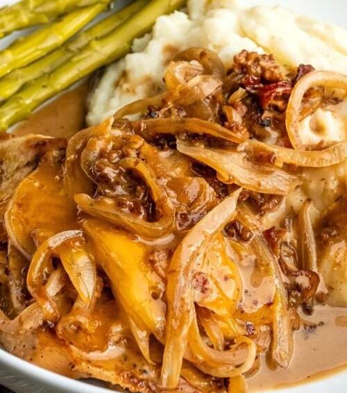 cajun smothered chicken recipe ideas with onions