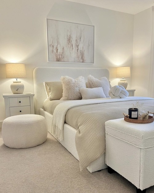 mix and match bedroom furniture ideas with the large carpet