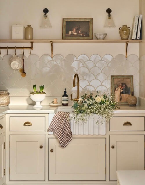 Kitchen Decor and Organization Ideas  with tiles