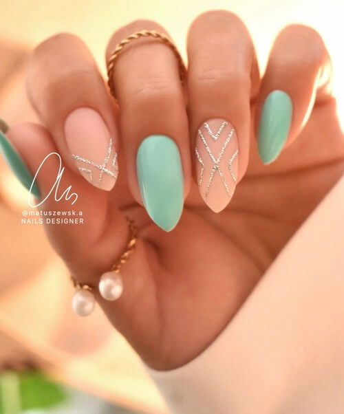 Mint with glitter lines