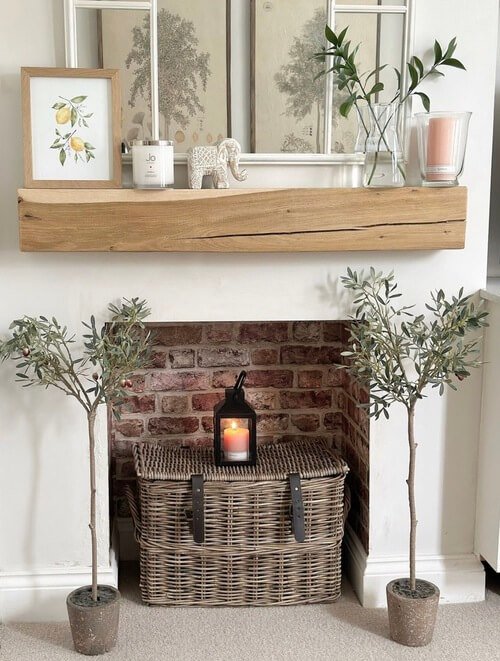 fall mantel decorating ideas with lanterns